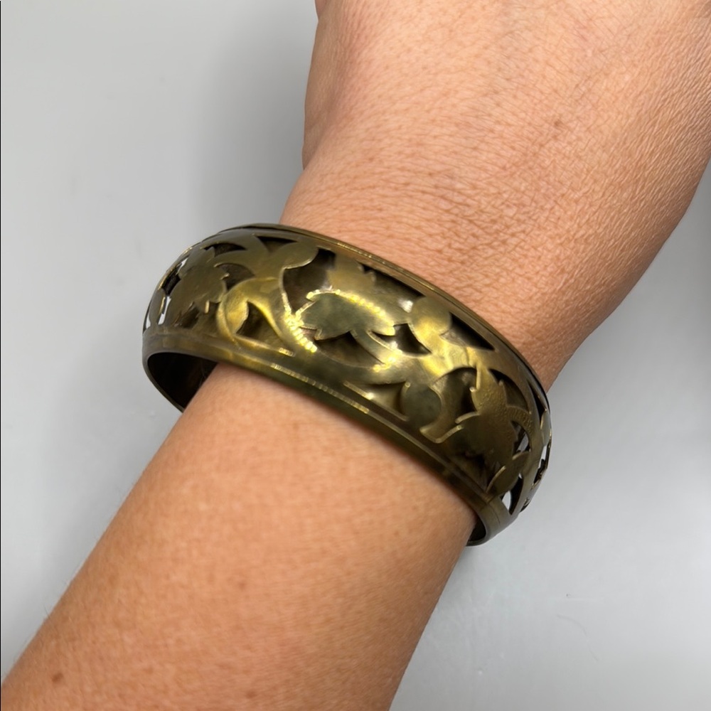 Vintage Brass Leaf Pattern Cuff Bangle Statement … - image 1